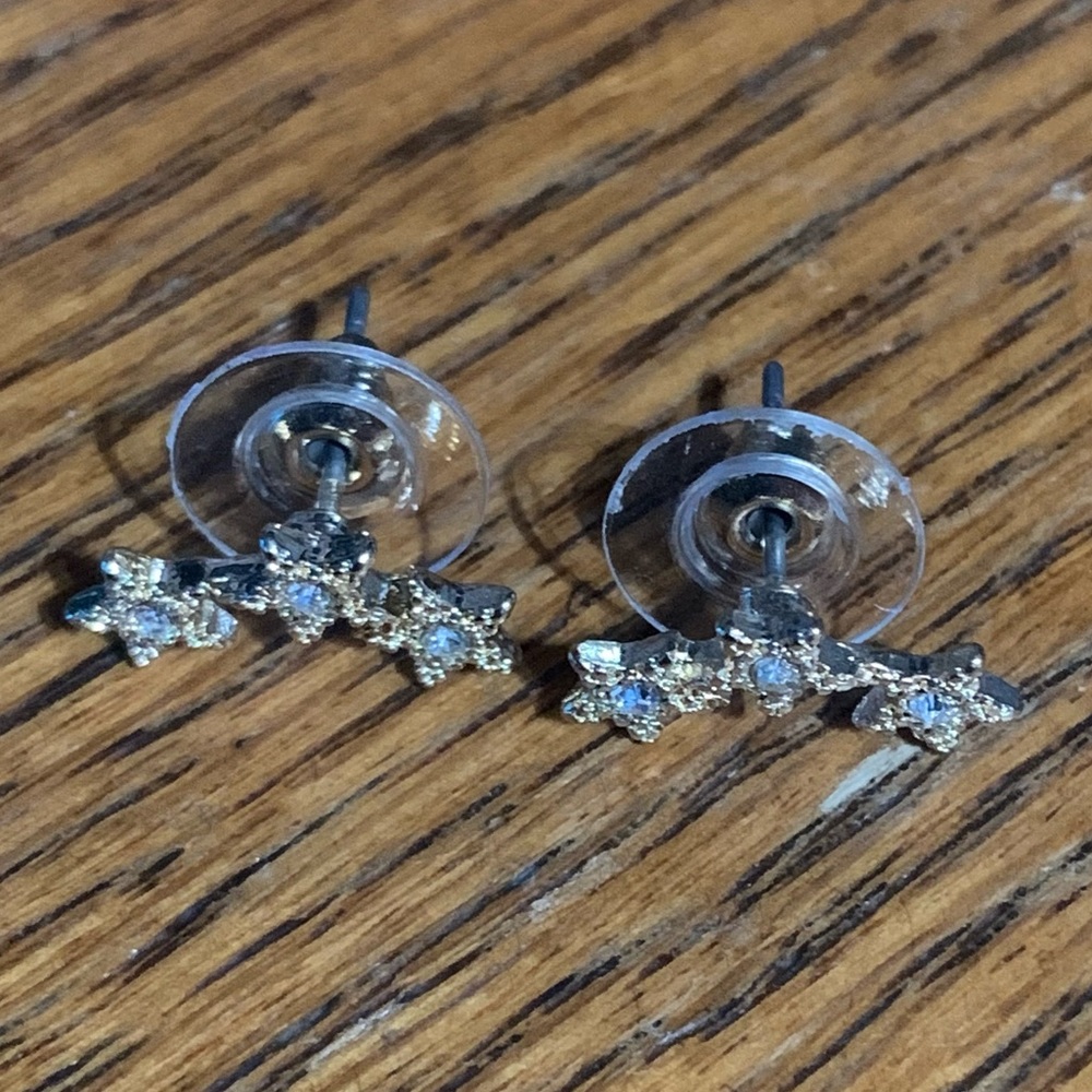 🌻Triple star golden earrings with gems
